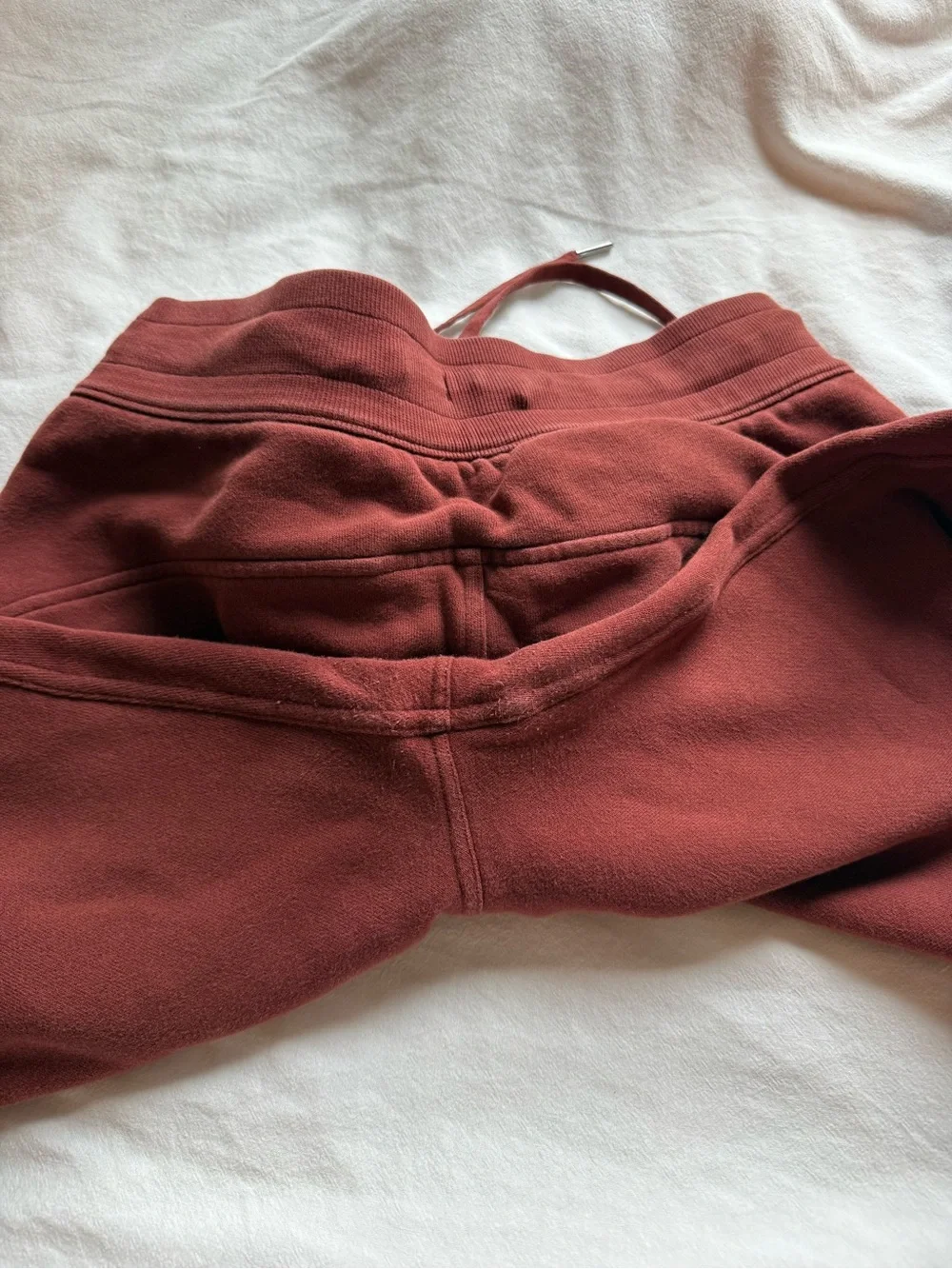 Lululemon Rust Colored Drawstring Joggers Sweatpants